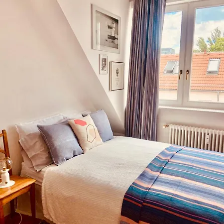 Mit Dachterasse In Mitte Homestay szállás *
